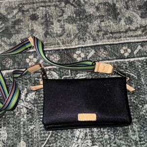 Sparkling black consuela